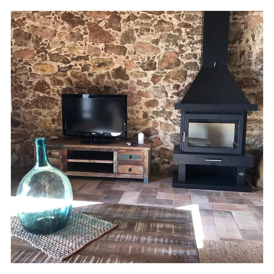 Villa Casa Rural Mas Pasqual à Serra de Daró Hébergement de vacances