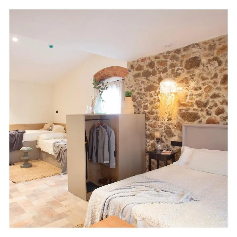 הוילה Serra de Daró Casa Rural Mas Pasqual בית נופש